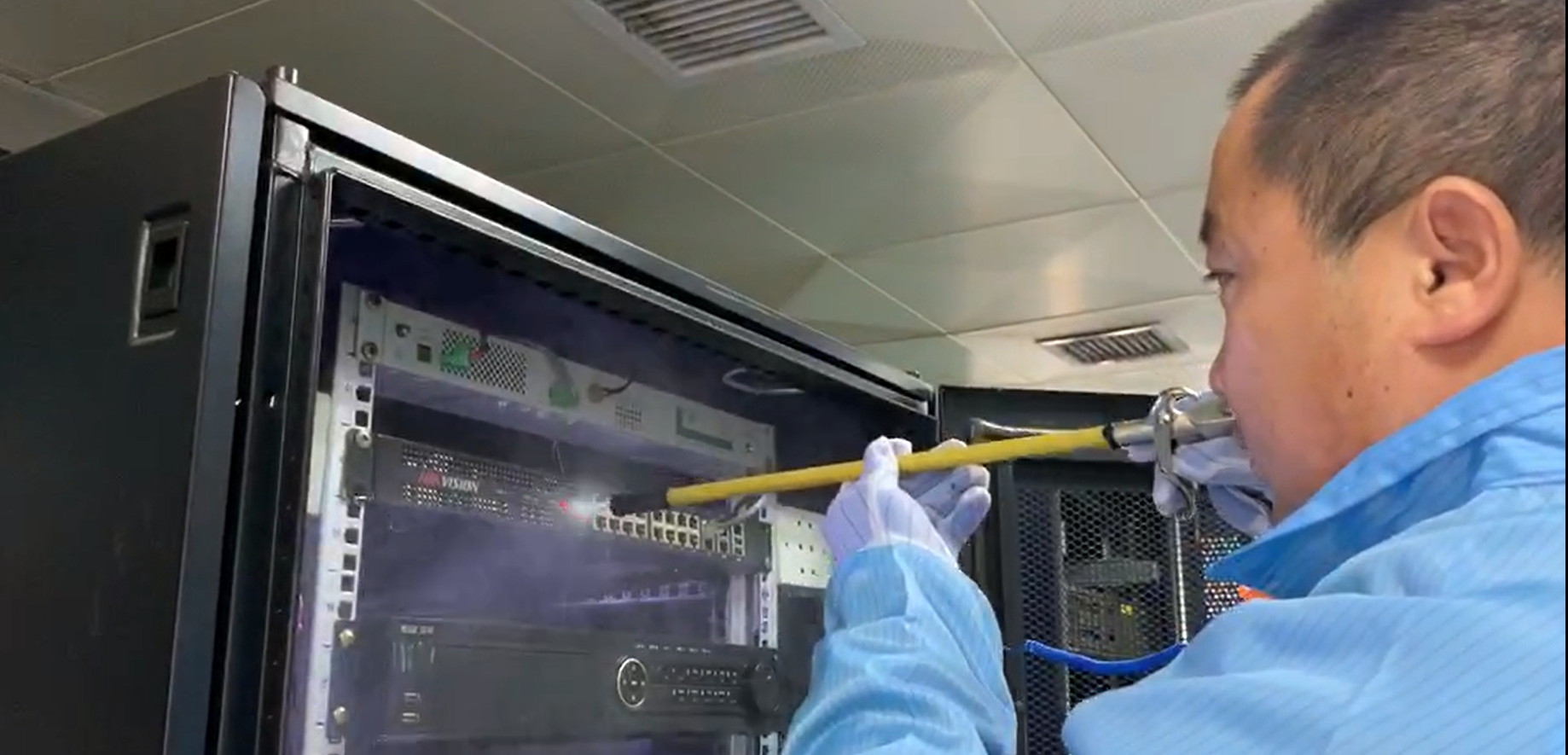 Data Center Cleaning